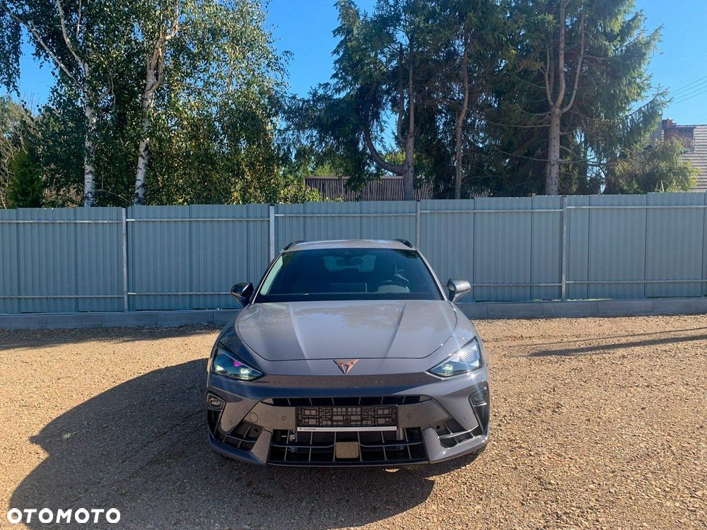 Cupra Leon Sportstourer - 2