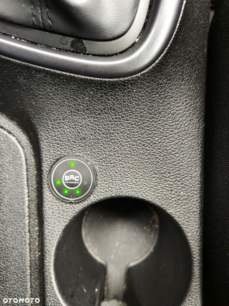 Hyundai i20 1.2 Modern - 18