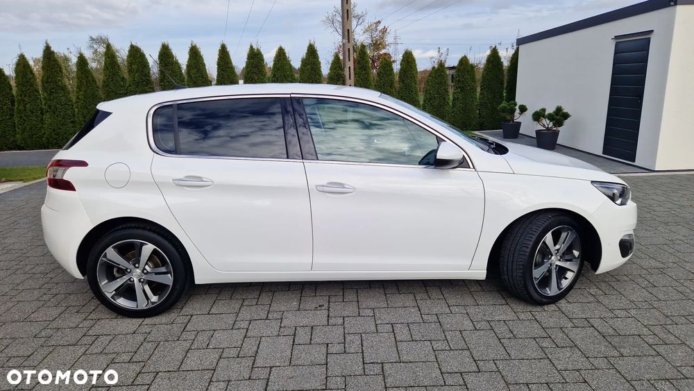 Peugeot 308 ver-1-6-bluehdi-allure-s-s-eat6 - 18