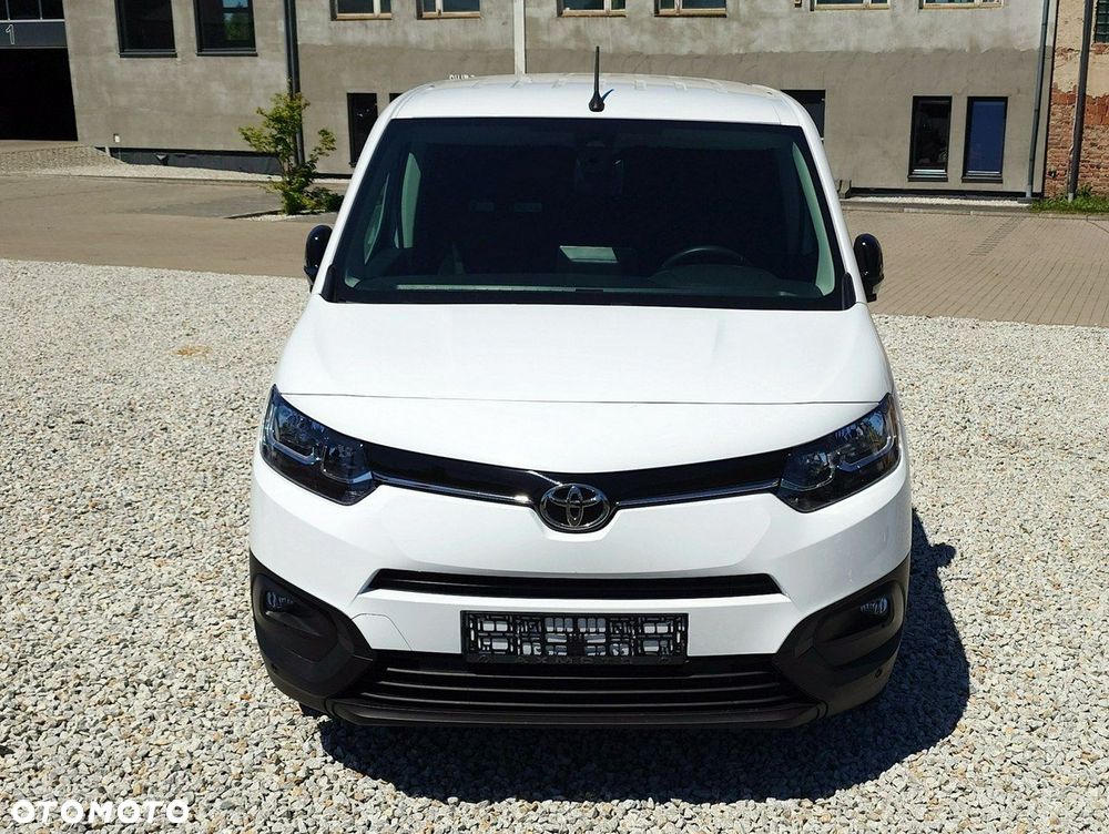 Toyota Proace City - 8
