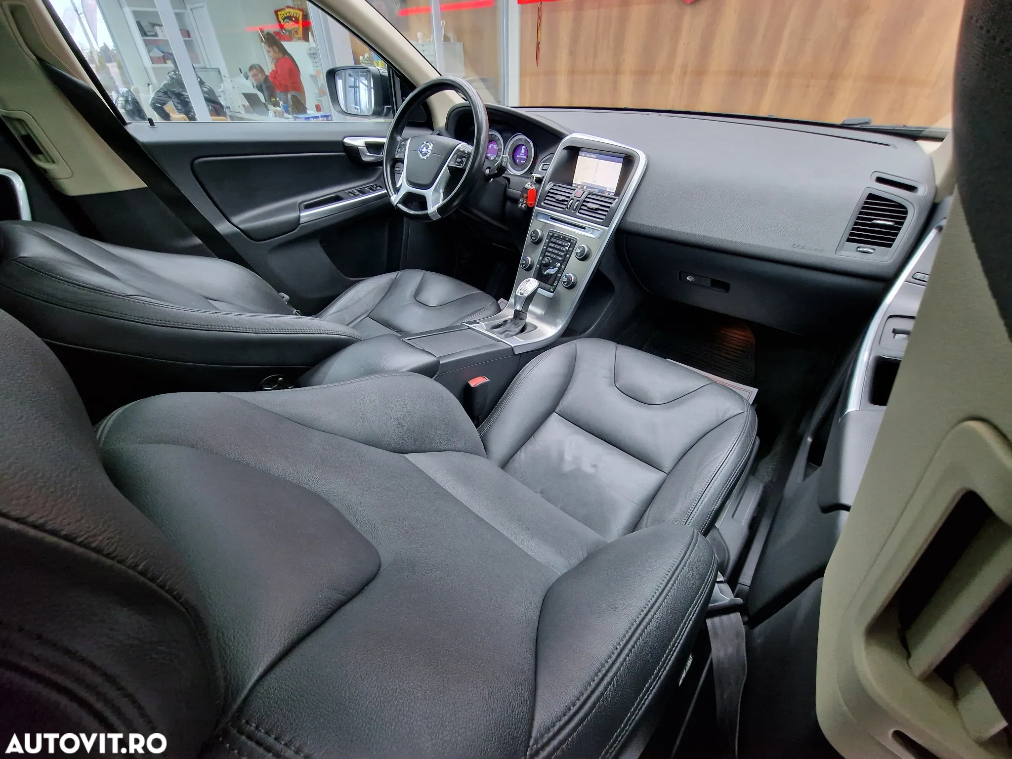 Volvo XC 60 - 16