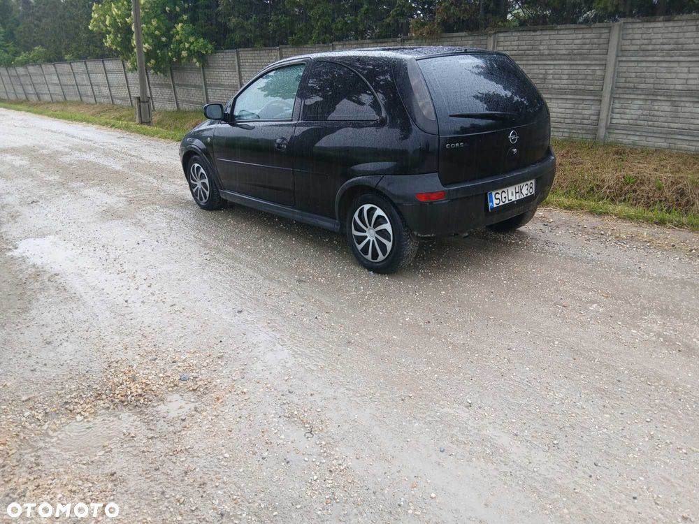 Opel Corsa - 1