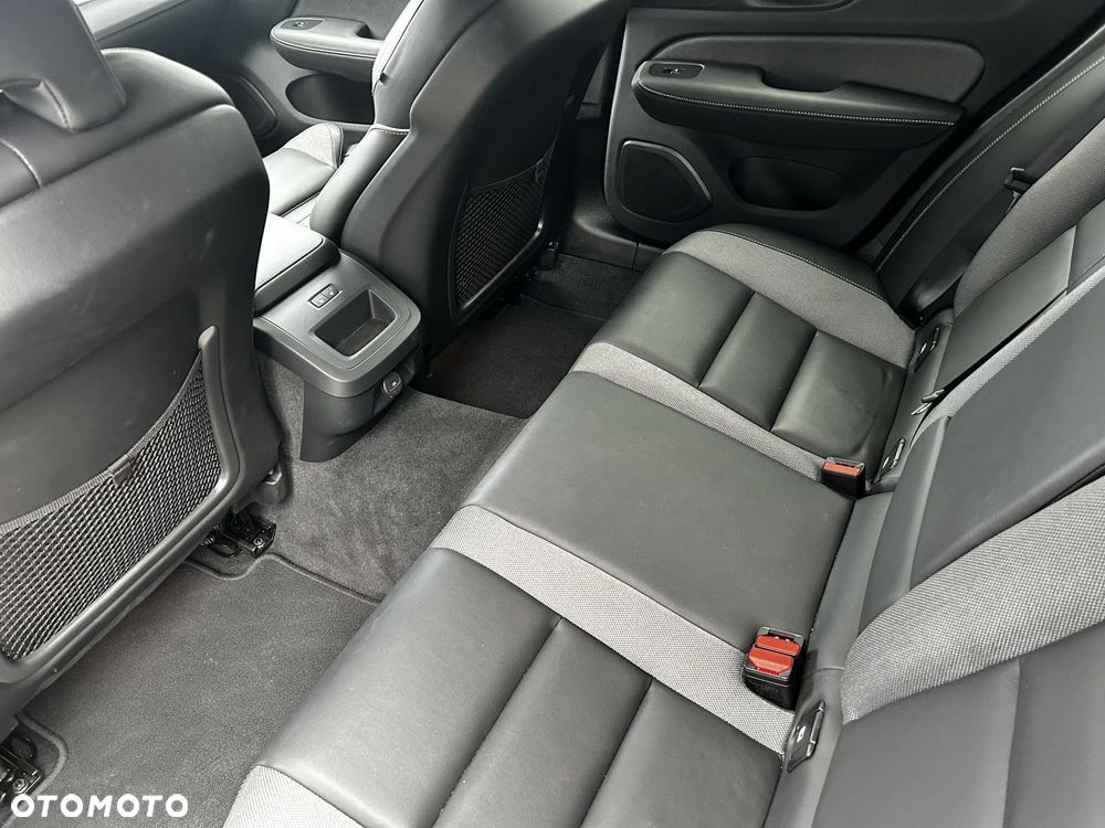 Volvo V60 - 12