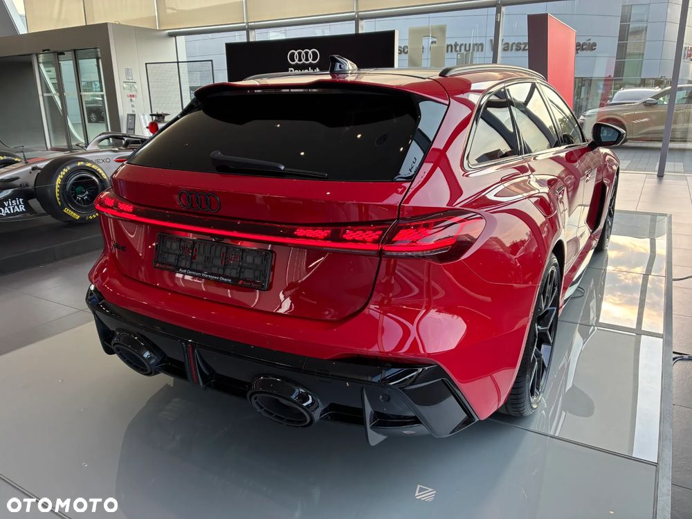 Audi RS5 Avant - 7