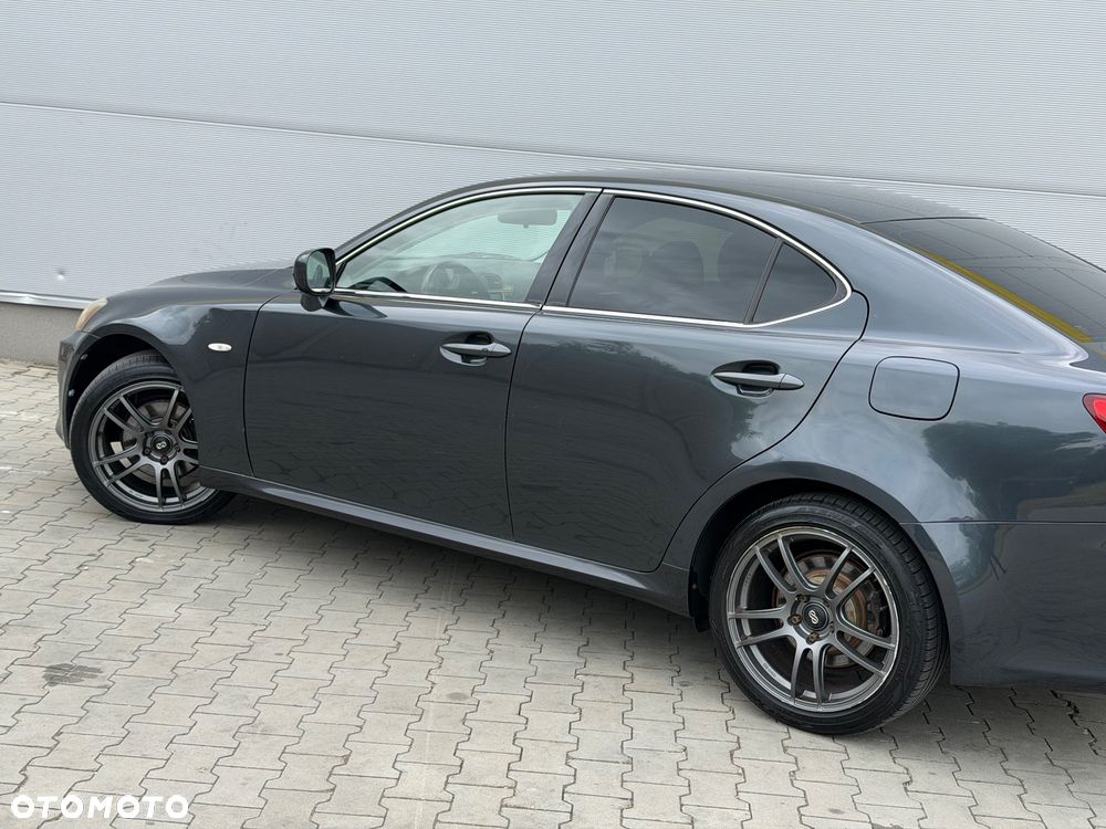 Lexus IS 220 D Comfort - 39
