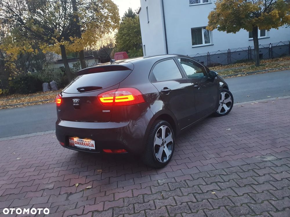 Kia Rio 1.4 XL Business Line - 34