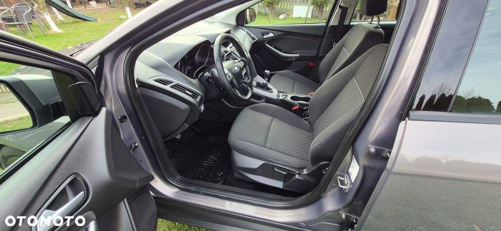 Ford Focus 1.6 TDCi DPF Champions Edition - 11