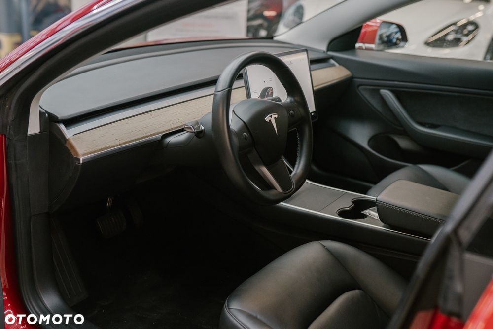 Tesla Model 3 Langstreckenbatterie Allradantrieb Dual Motor - 6
