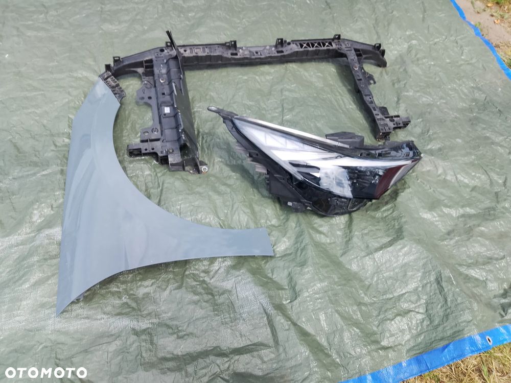 Hyundai Elantra VII 2020-23 lampa przednia prawa - 4