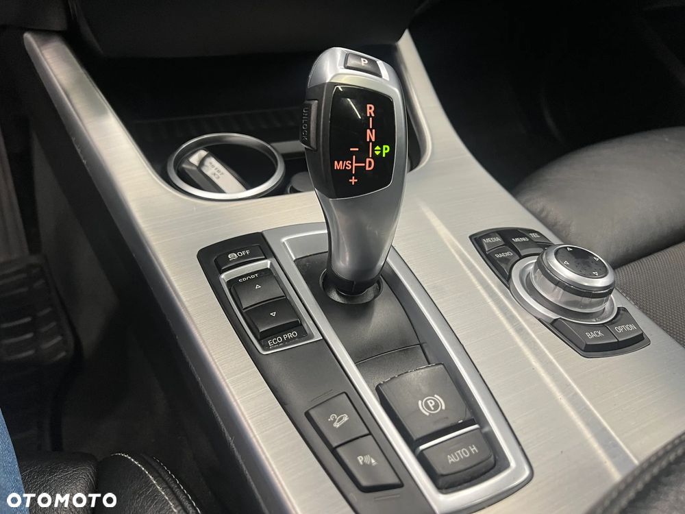 BMW X3 xDrive20d - 34