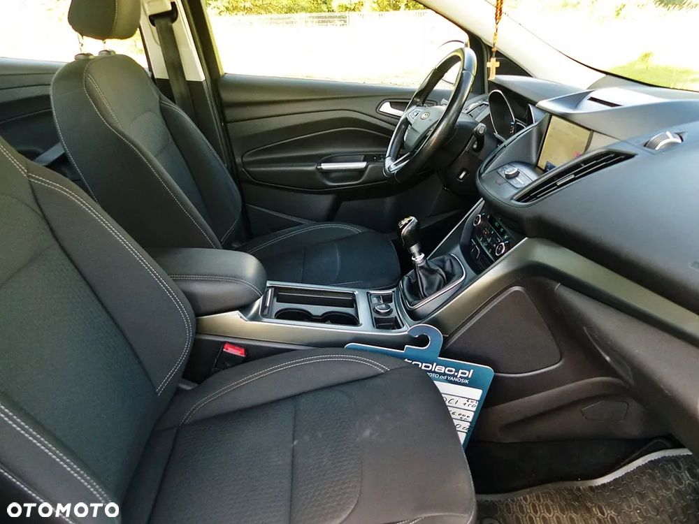 Ford Kuga 2.0 TDCi 4WD Titanium - 26