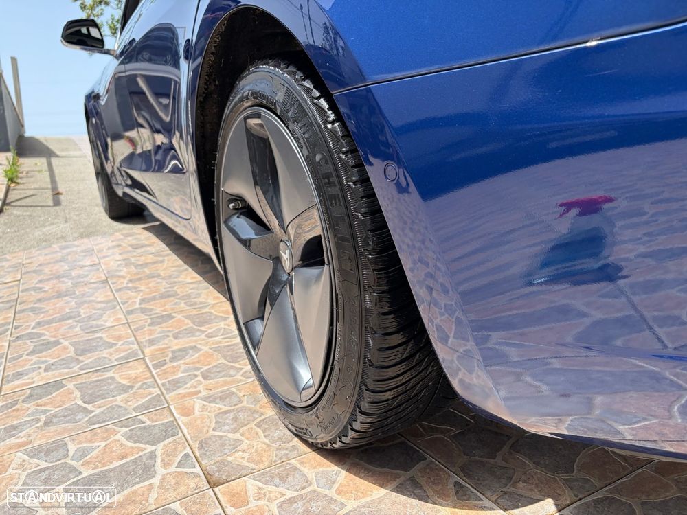 Tesla Model 3 Long Range Tração Integral Premium - 47