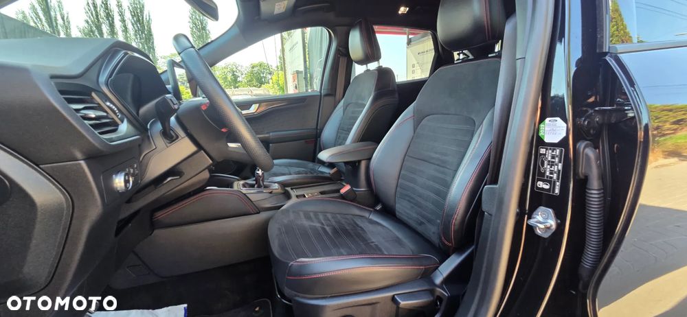 Ford Kuga 2.0 TDCi 4x4 ST-Line - 27