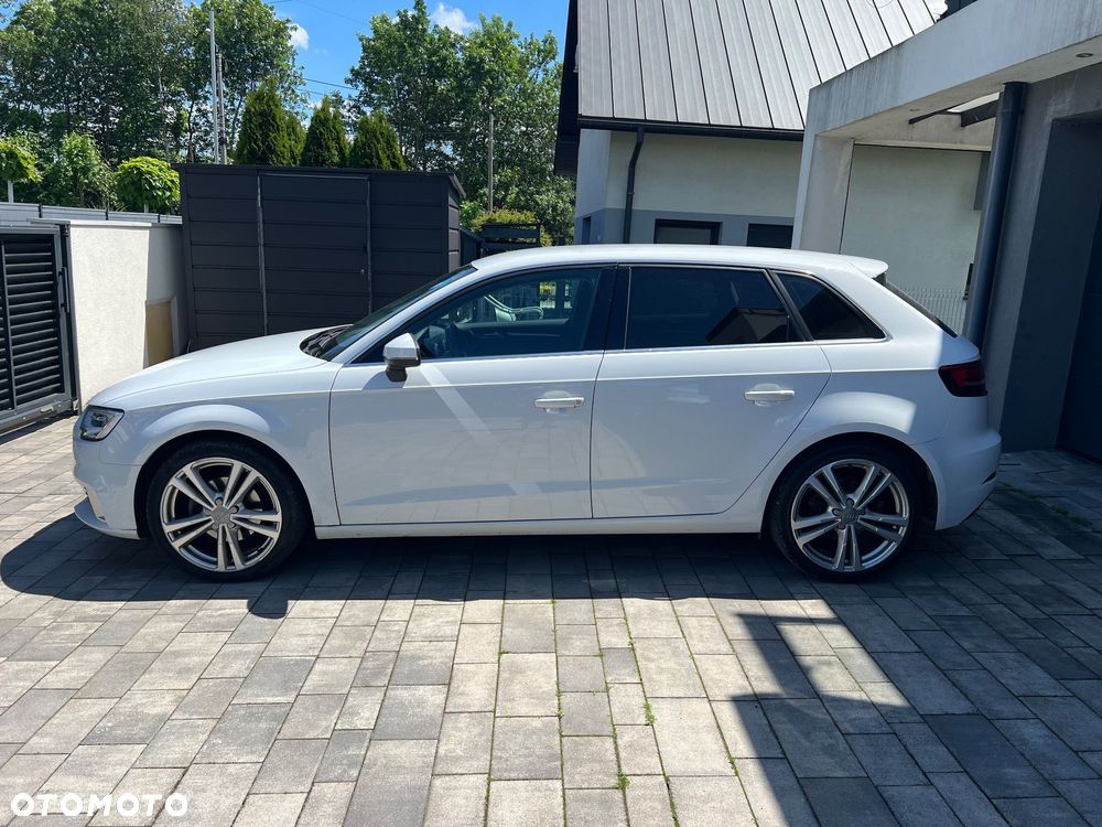 Audi A3 Sportback - 5