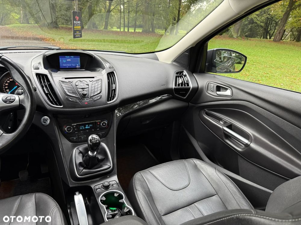 Ford Kuga 2.0 TDCi 2x4 Titanium - 28