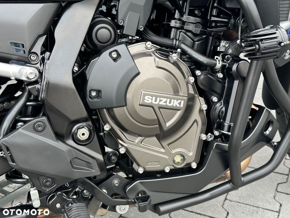 Suzuki V-STROM - 16