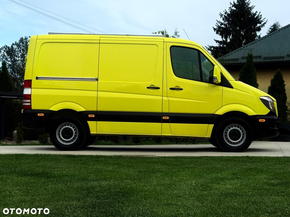 Mercedes-Benz Sprinter - 17