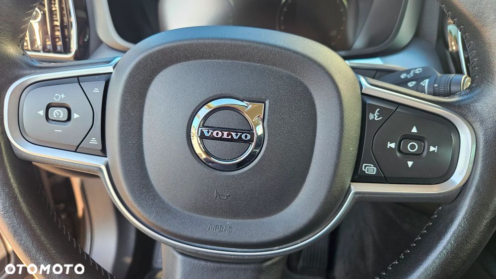 Volvo XC 60 T5 GPF AWD Momentum - 21