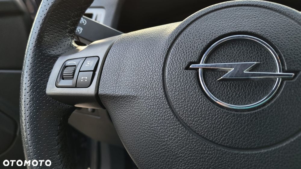 Opel Vectra 1.9 CDTI Elegance - 32