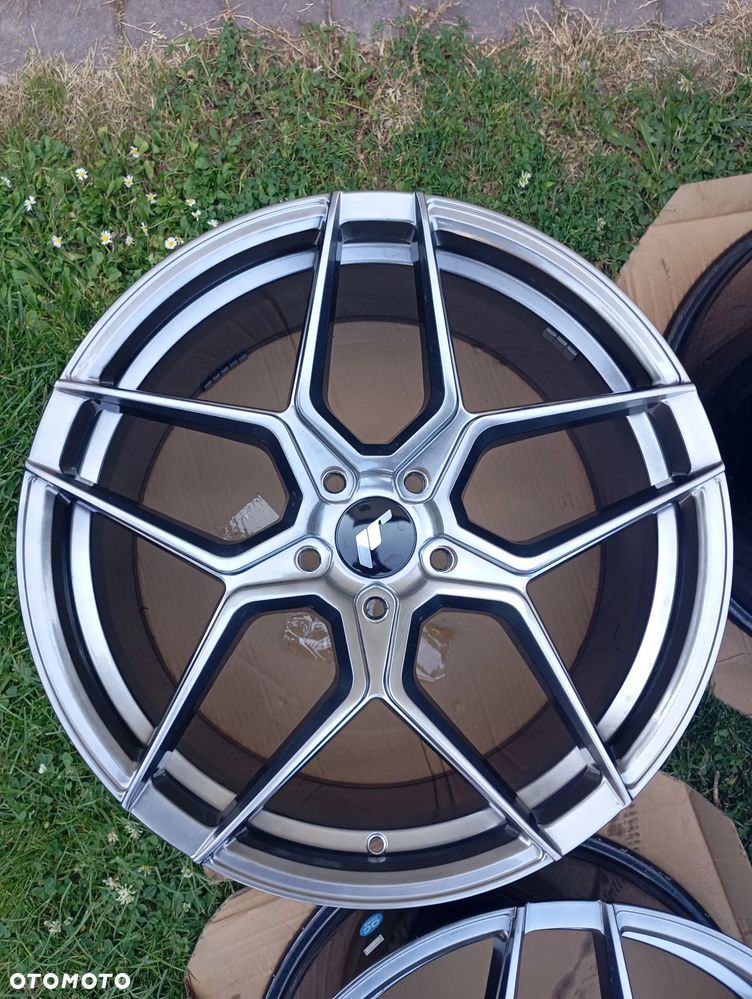 20" Alufelgi Japan Racing JR34 5x120 74.1mm - 72.6mm - 2