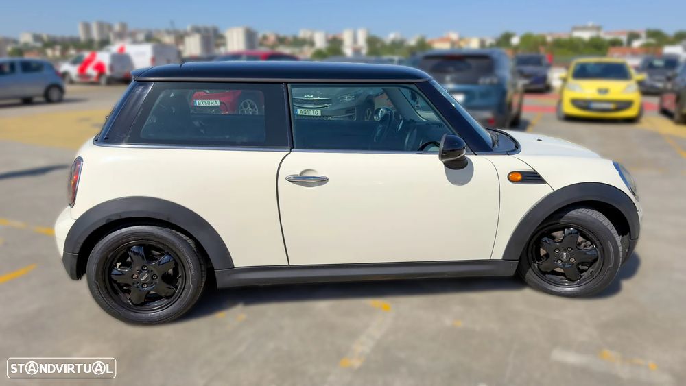 MINI 3 Portas Cooper D - 8