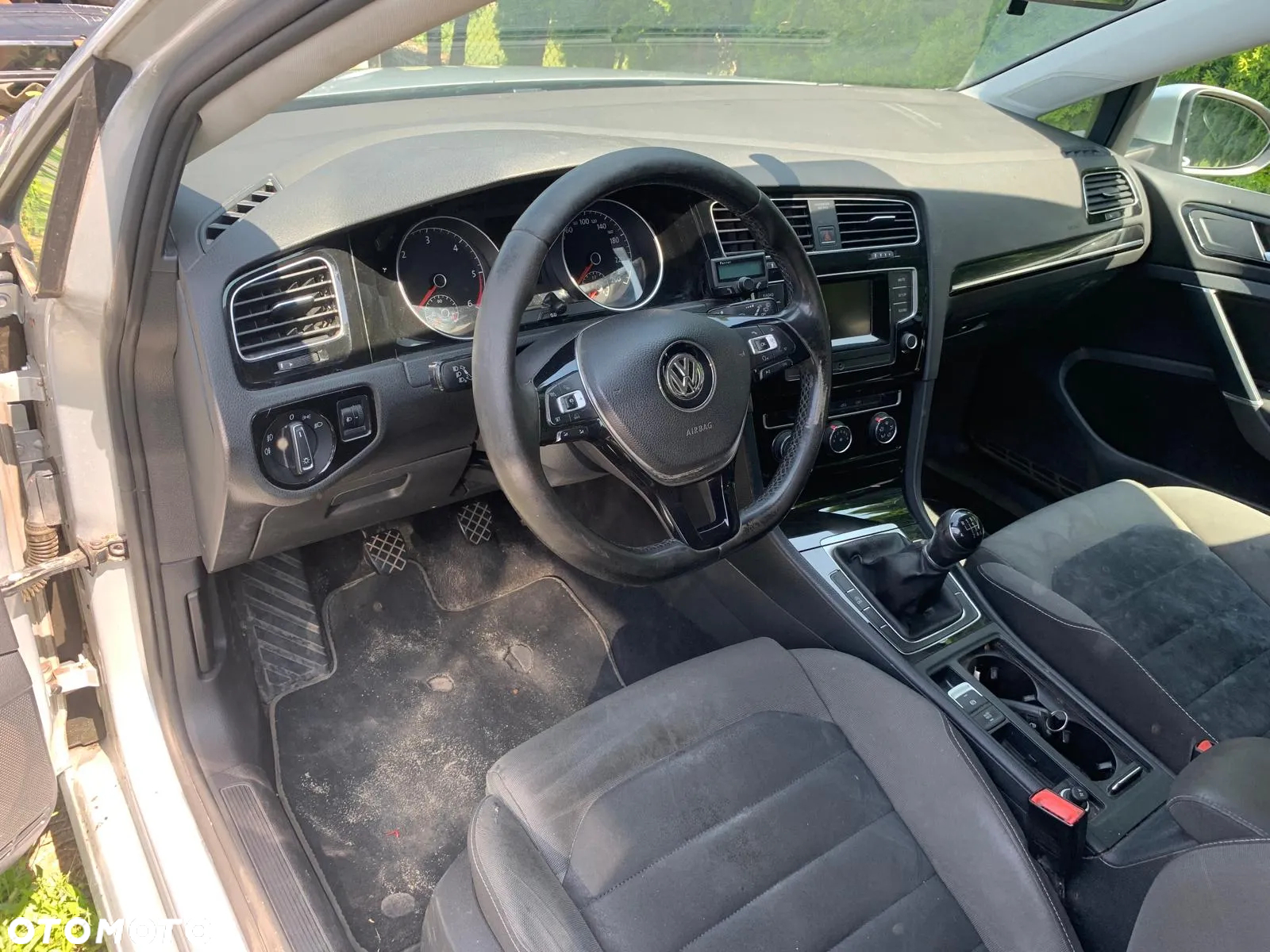 Volkswagen Golf 2.0 TDI BlueMotion Technology Edition - 12
