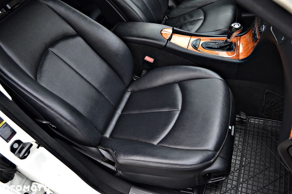 Mercedes-Benz Klasa E 200 Kompressor Automatik Elegance - 30