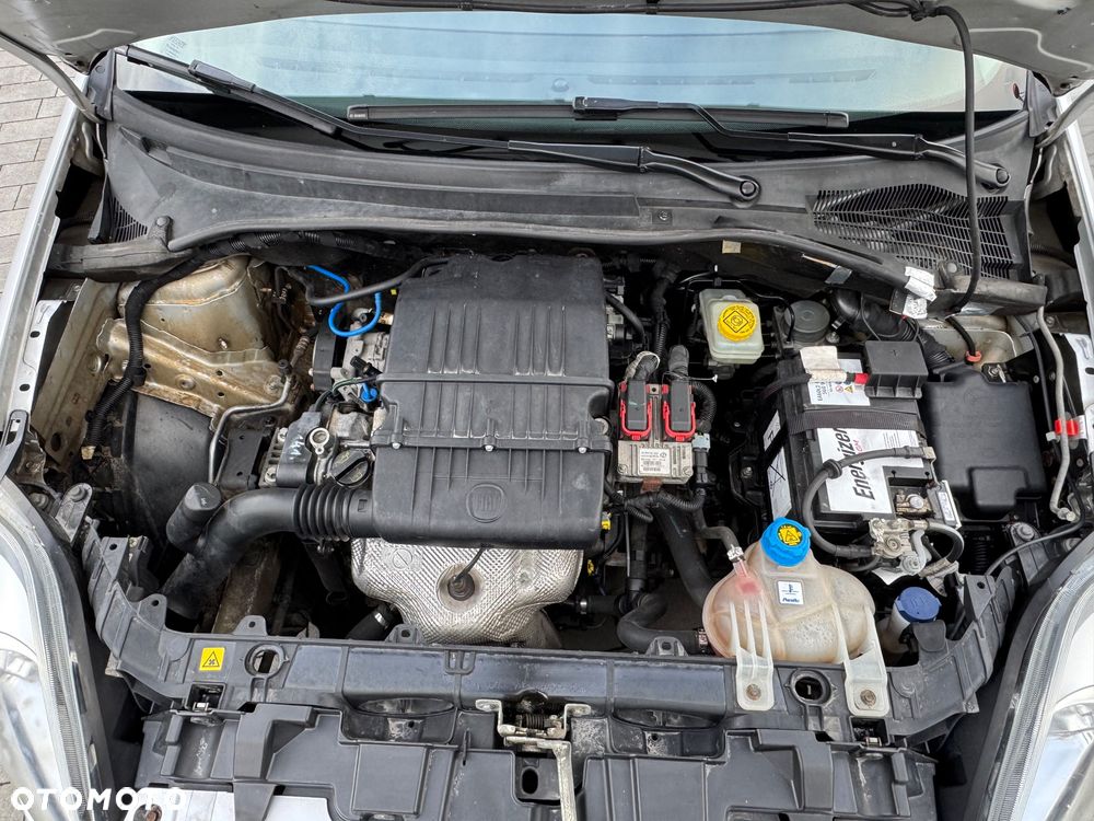 Fiat Grande Punto Actual 1.4 8V Actual - 8