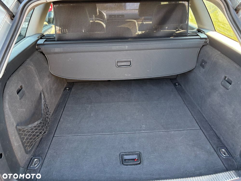 Audi A4 Avant - 11