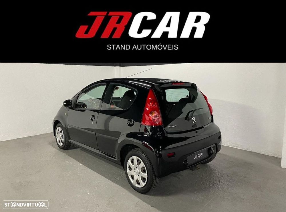 Peugeot 107 1.0 Trendy - 10