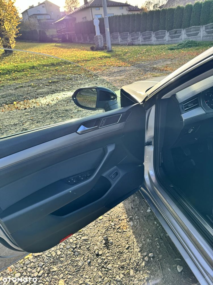 Volkswagen Arteon 2.0 TDI SCR Essence - 5