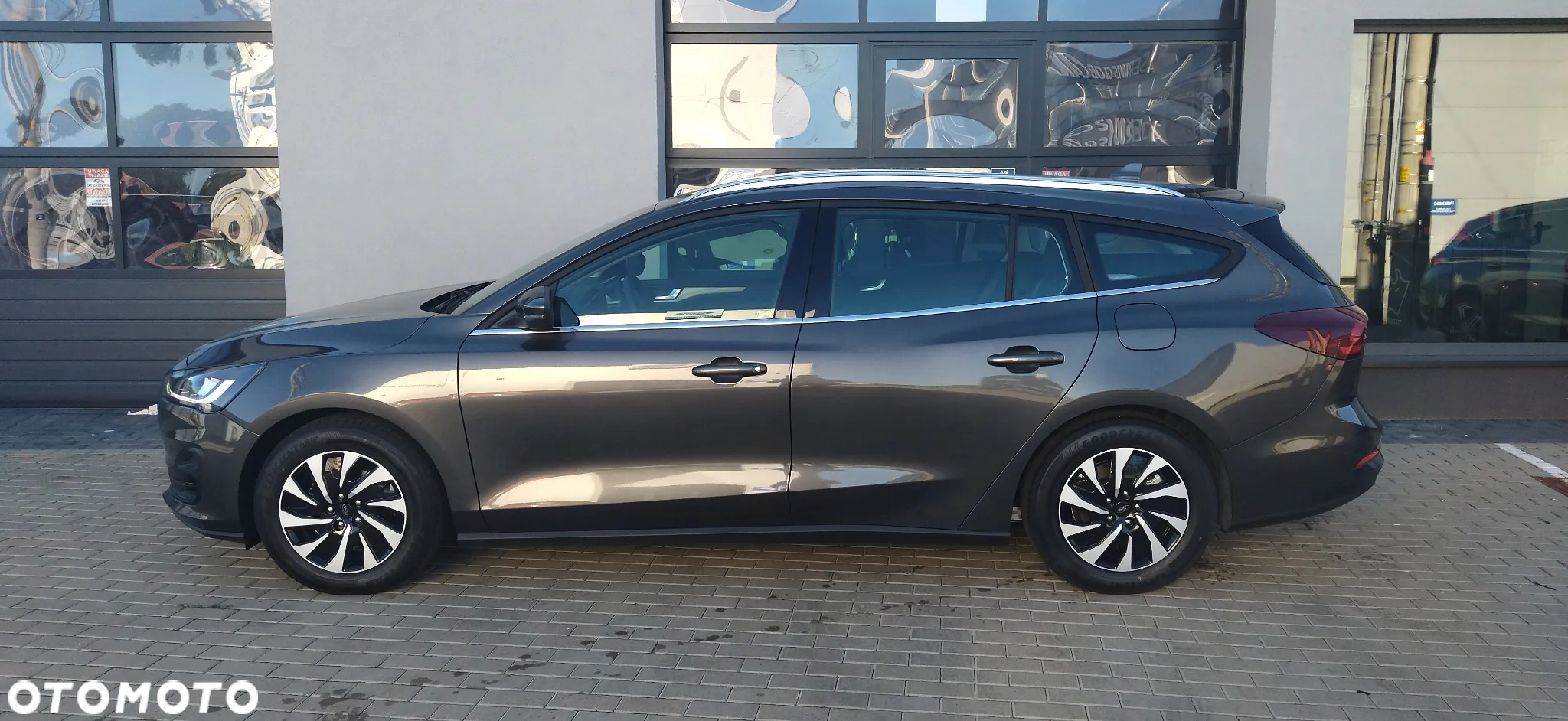 Ford Focus 1.0 EcoBoost Titanium - 6