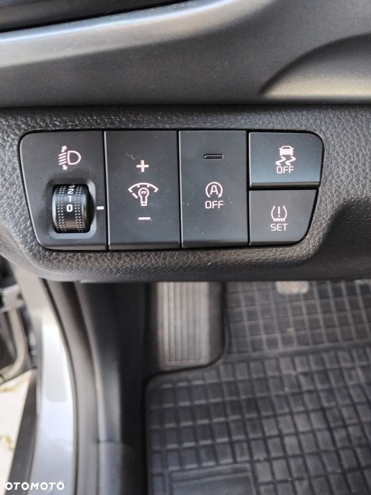 Kia Stonic 1.0 T-GDI M - 13