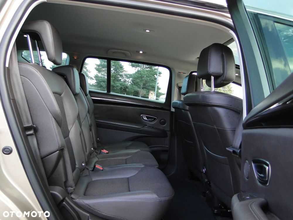 Renault Espace 1.6 dCi Energy Initiale Paris EDC 7os - 19