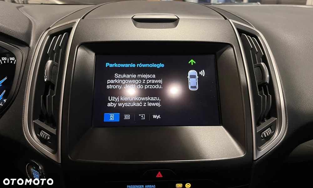 Ford S-Max 2.0 TDCi Titanium PowerShift - 25