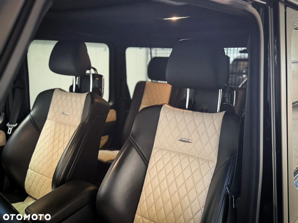 Mercedes-Benz Klasa G AMG 63 AMG SPEEDSHIFT 7G-TRONIC - 27