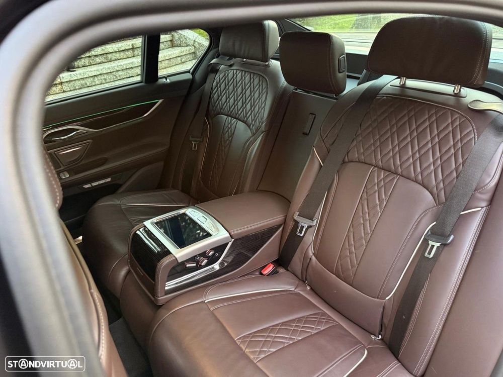 BMW 730 d Pack M Auto - 10
