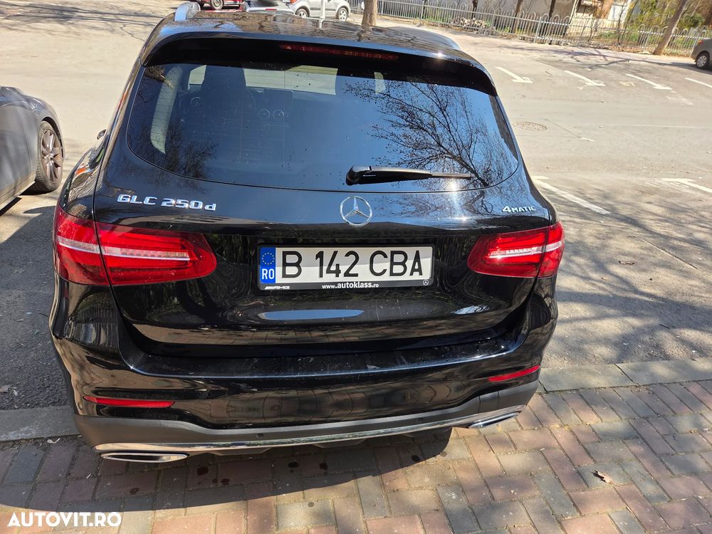 Mercedes-Benz GLC - 3