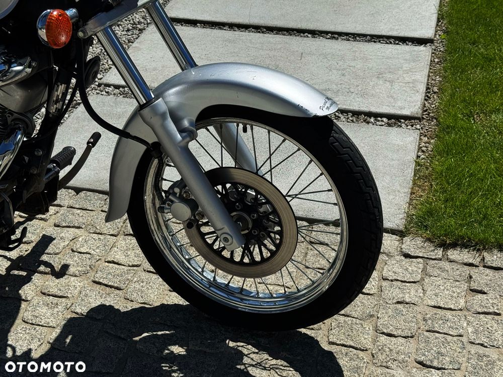 Suzuki Intruder - 2