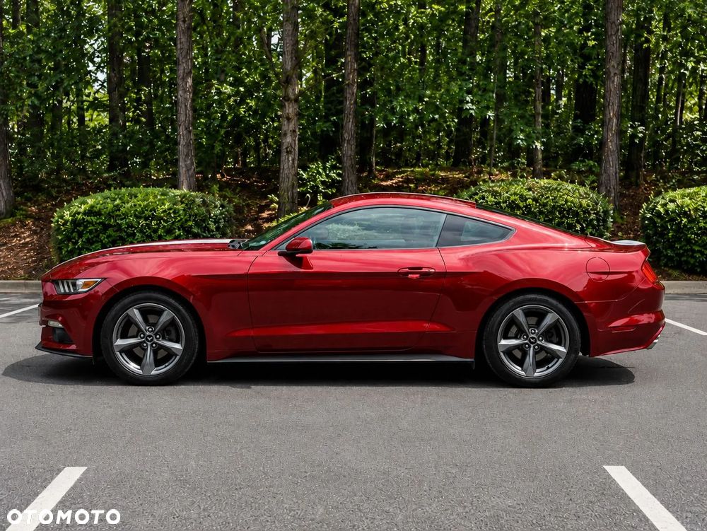 Ford Mustang 3.7 V6 Premium - 4