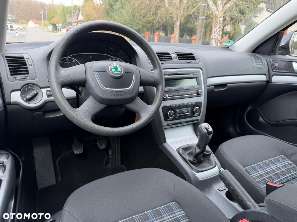 Skoda Octavia - 14