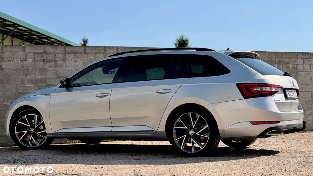 Skoda Superb 1.8 TSI DSG SportLine - 10