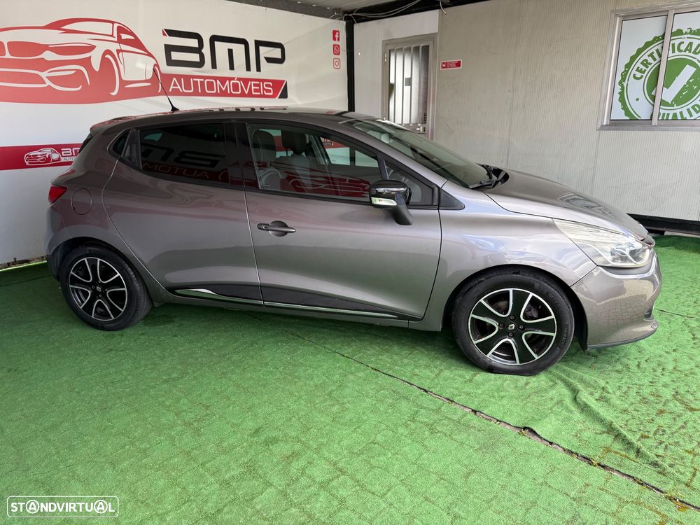 Renault Clio 1.5 dCi Dynamique S - 4