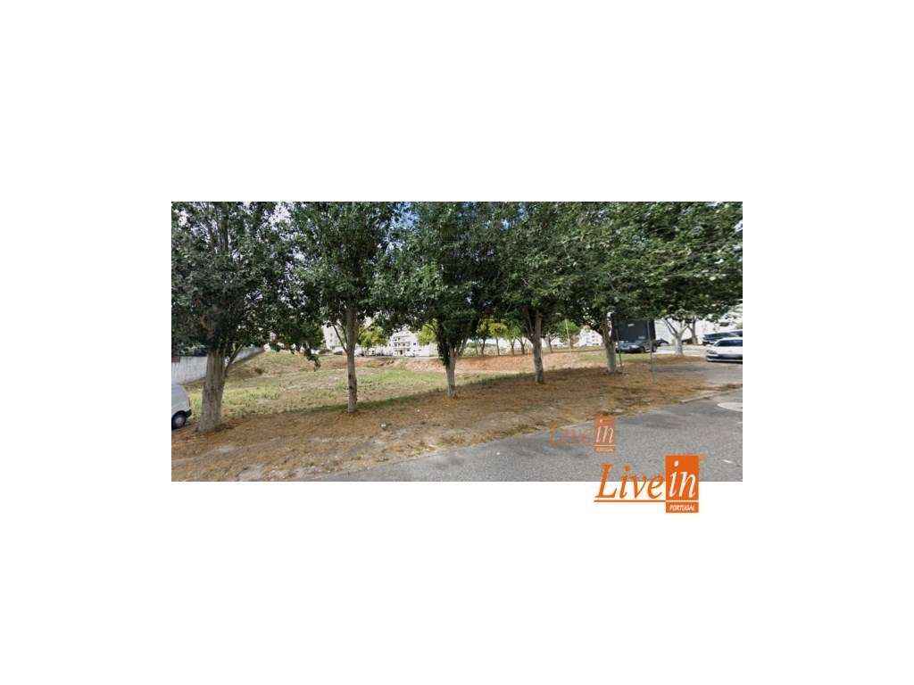 Lote De Terreno Para Construção em Ótima Localização em Torres Vedras - Grande imagem: 4/9