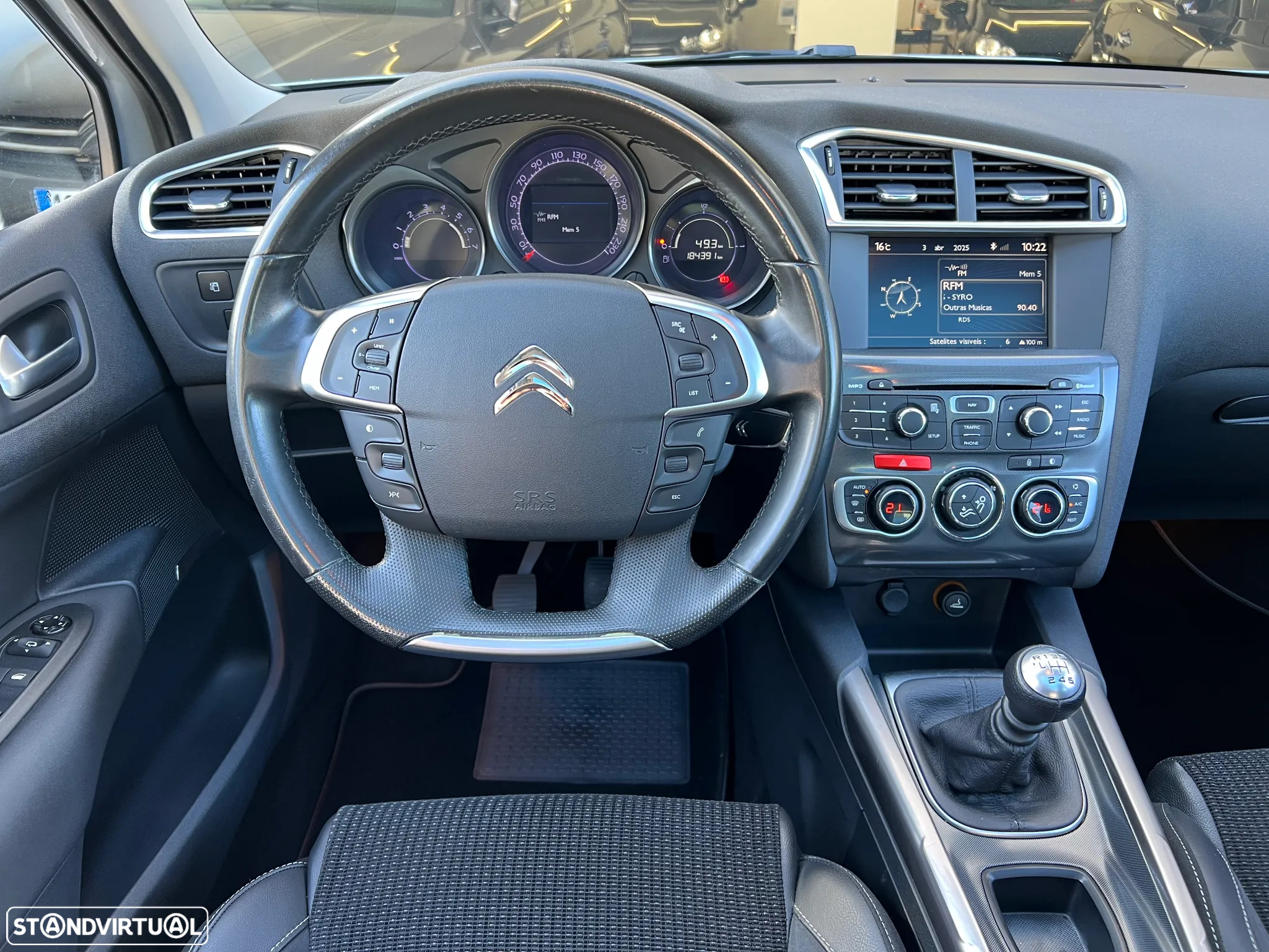 Citroën C4 1.6 HDi Exclusive - 16