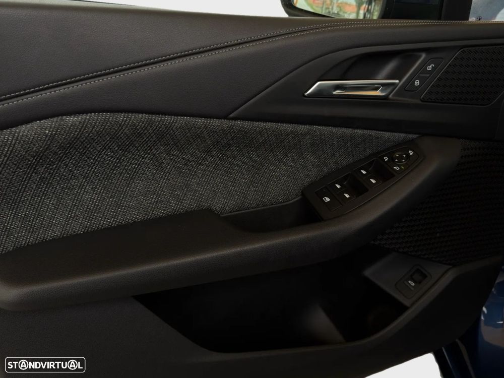 BMW 218 Active Tourer i Line Luxury Auto - 18