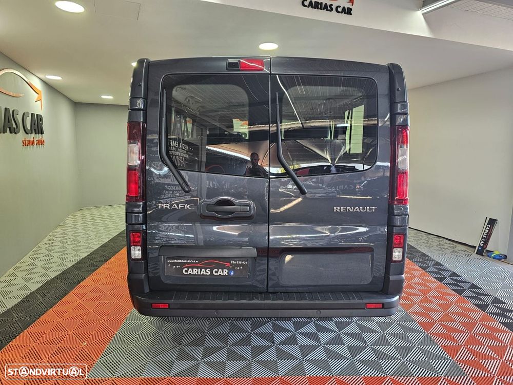 Renault Trafic — photo 4