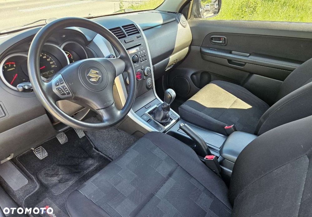 Suzuki Grand Vitara - 7