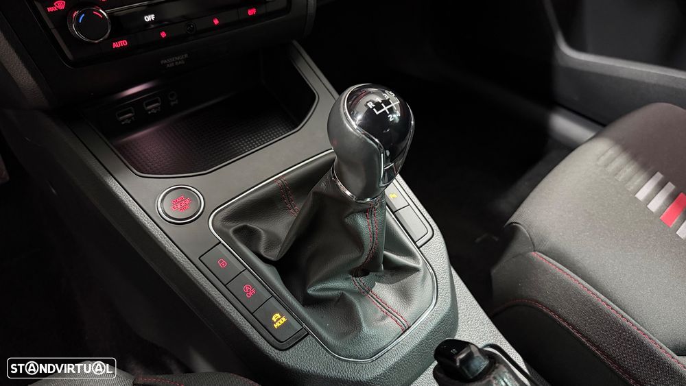 SEAT Ibiza 1.0 TSI FR - 19