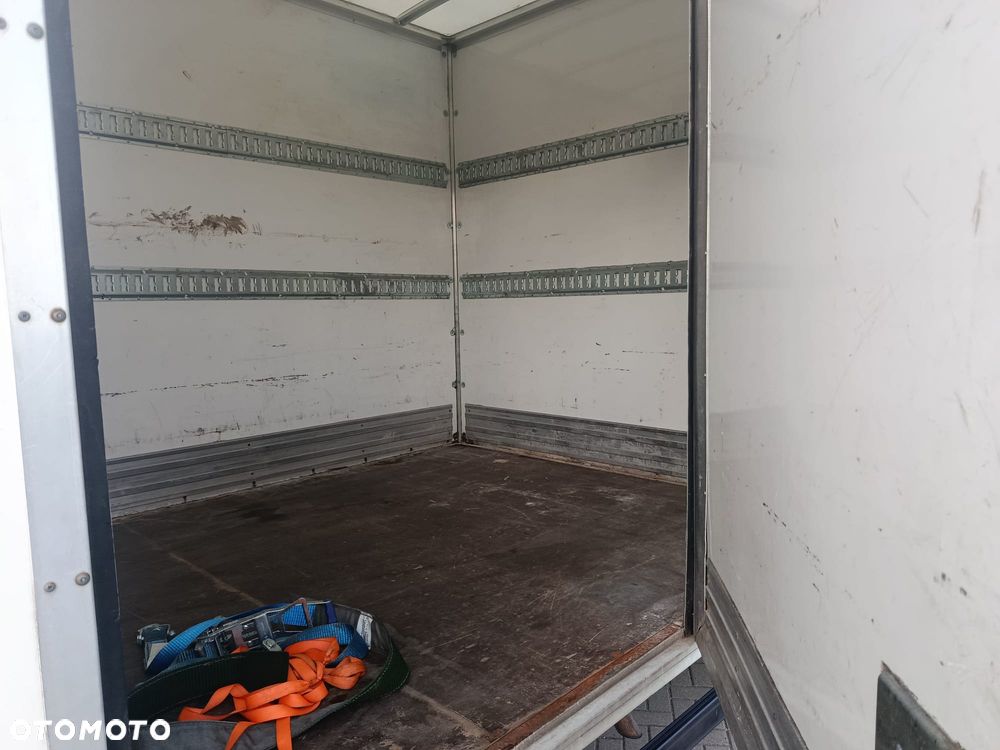 Renault Master Blizniak Kontener Winda - 10